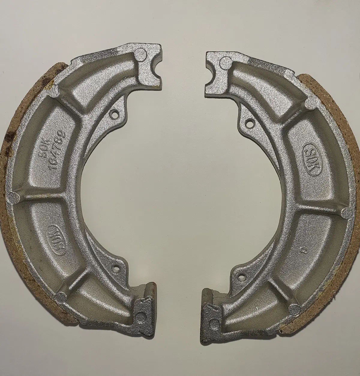 Kx Kd Ke 125 Rear Brake Shoes 1