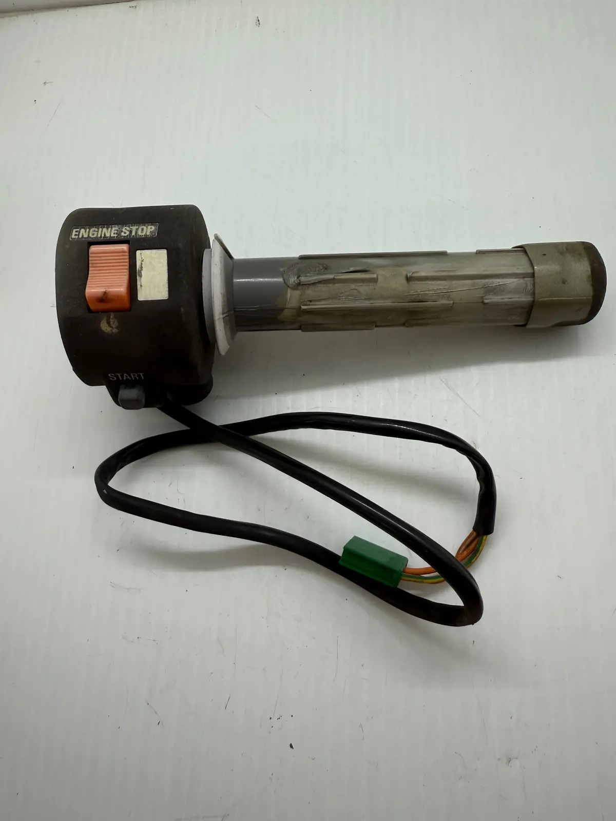 Gs450 Right Handlebar Switch And Throttle 1