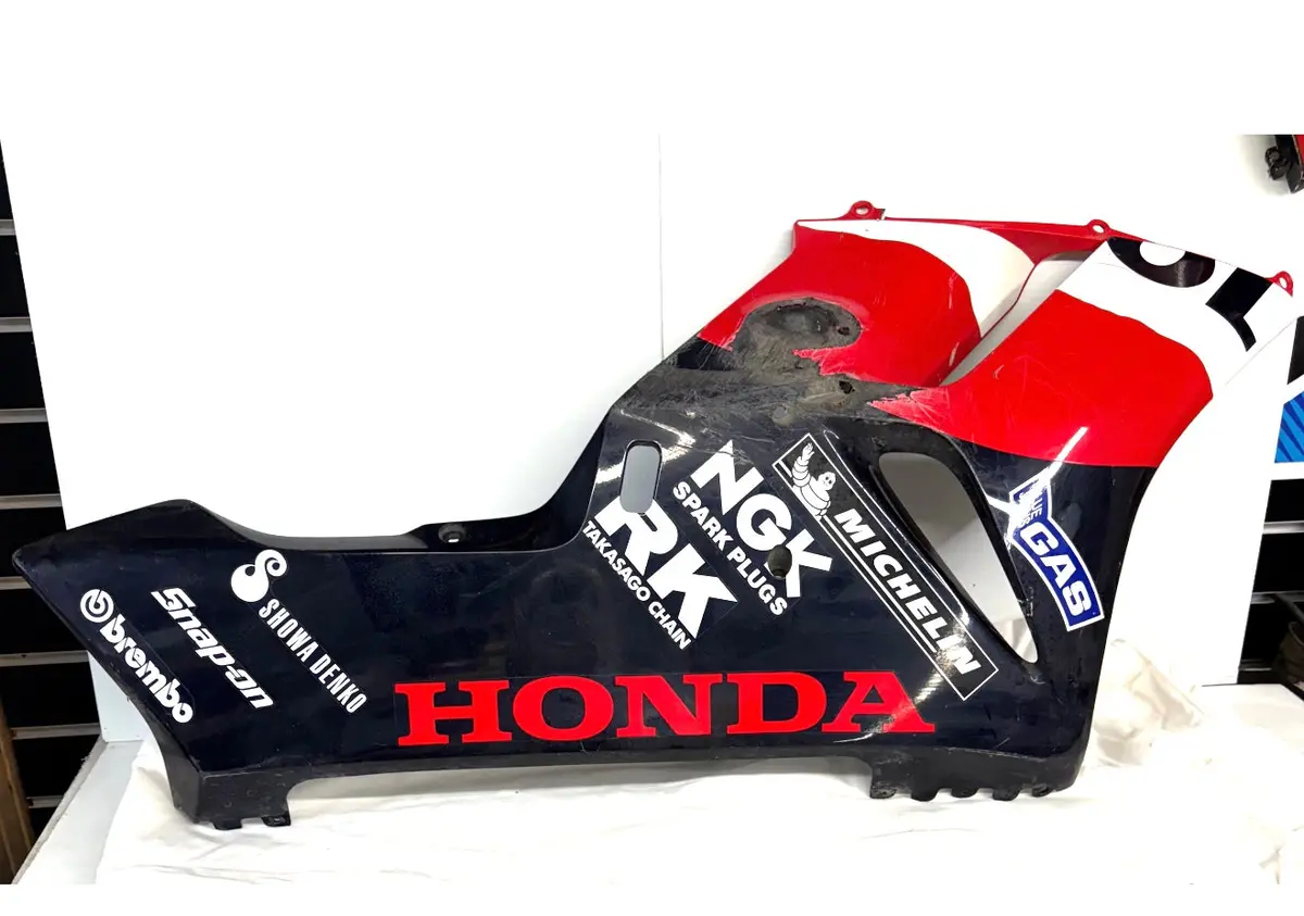 Cbr1000rr Repsol Right Lower Fairing 1