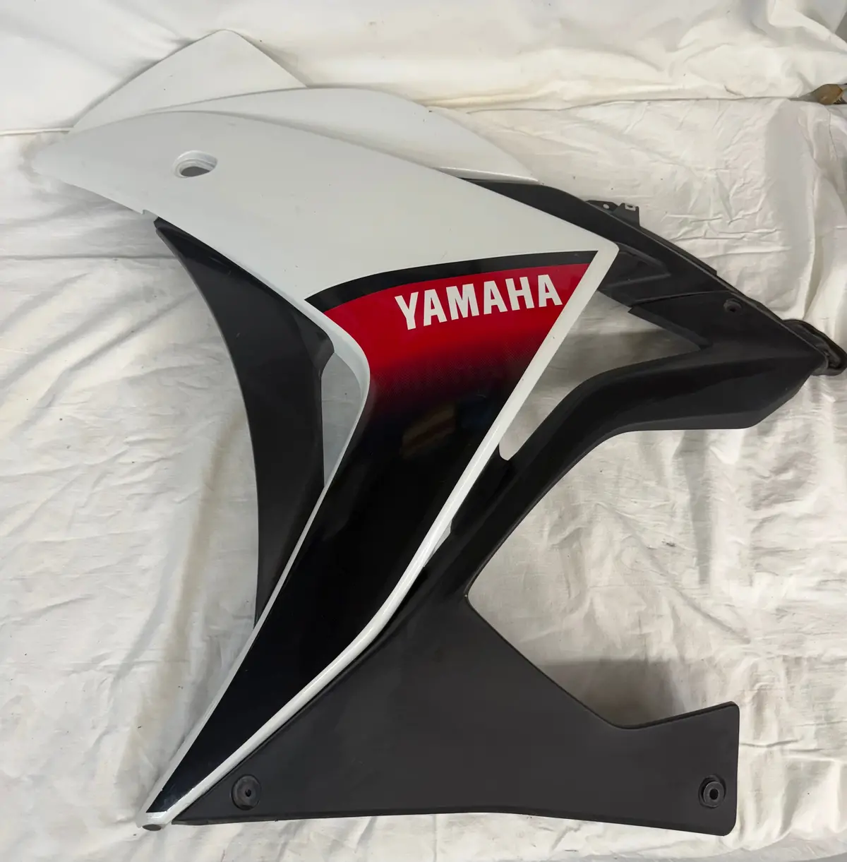 Yzfr3 Left Mid Fairing Cowl Red/White 1