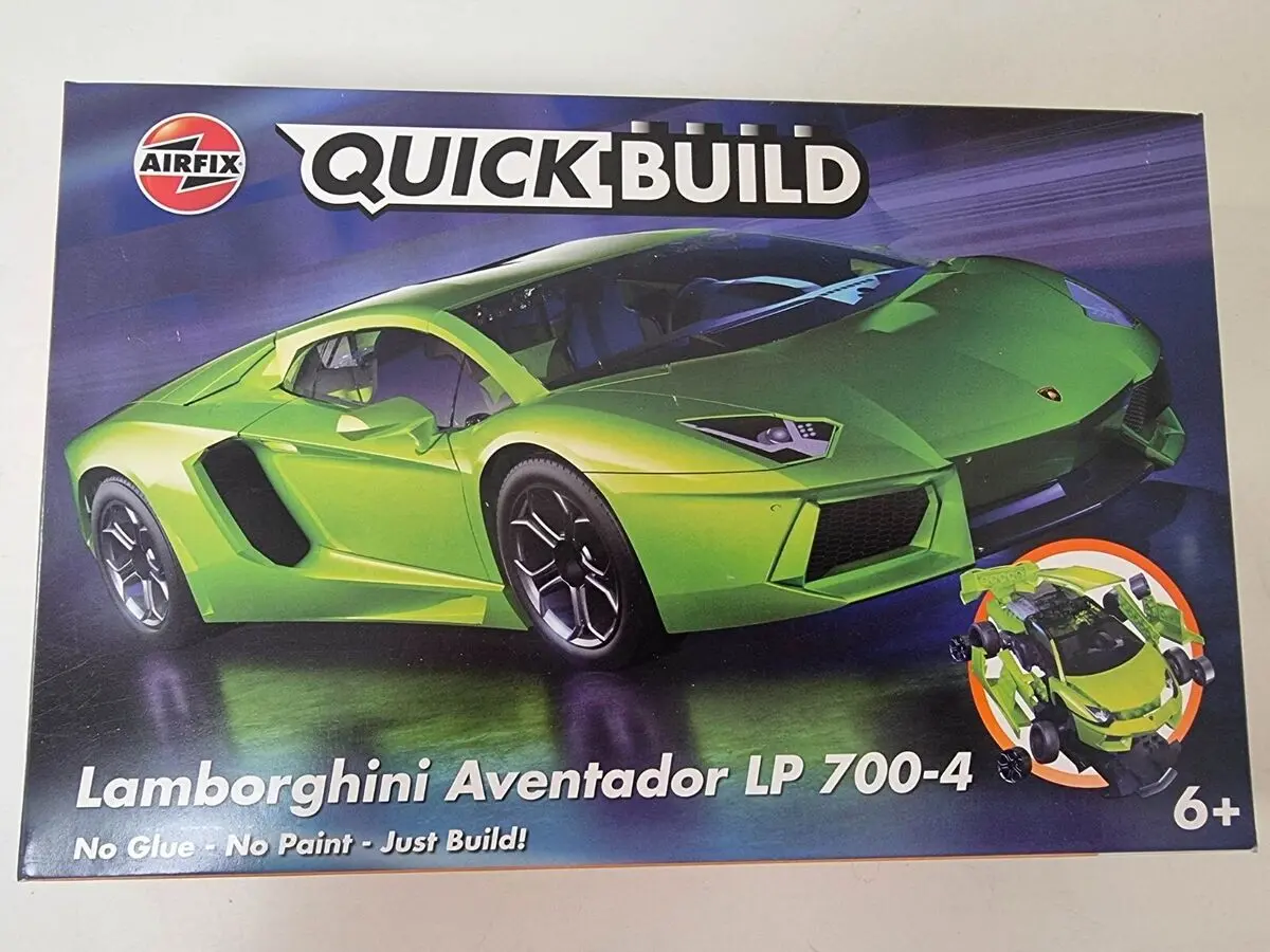 J6027 Airfix Quickbuild Lamborghini Aventador Lp 700-4 - Green 1
