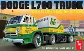 1:25 Dodge L700 Truck W/Flatbed Racing Trailer 1
