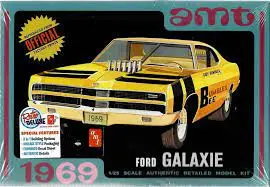 1:25 1969 Ford Galaxie 1