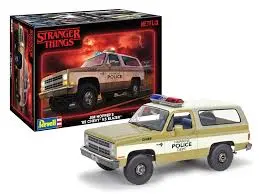 1:25 Stranger Things: Jim Hopper's '85 Chevy K5 Blazer 1