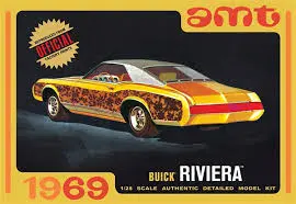 1:25 1969 Buick Riviera 1