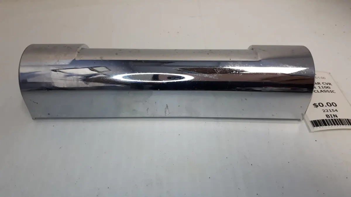 2005 V-Star 1100 Classic Light Bar Cover 1