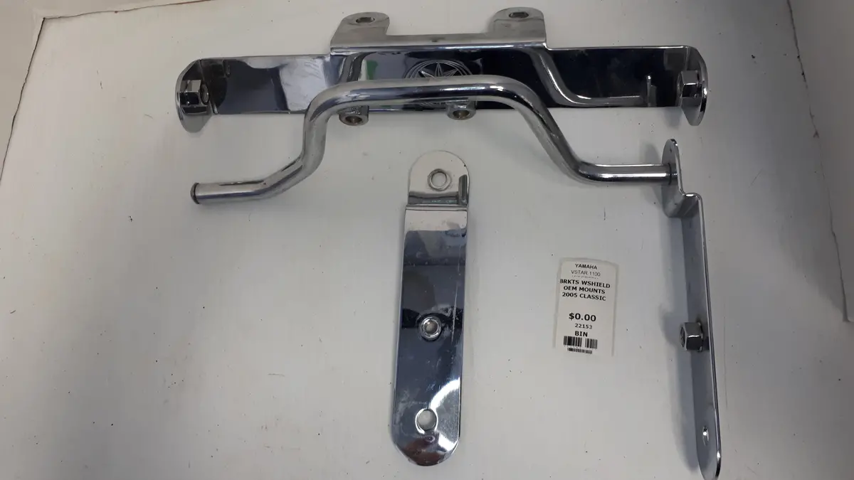 2005 V-Star 1100 Classic Windshield Mount Brackets 1
