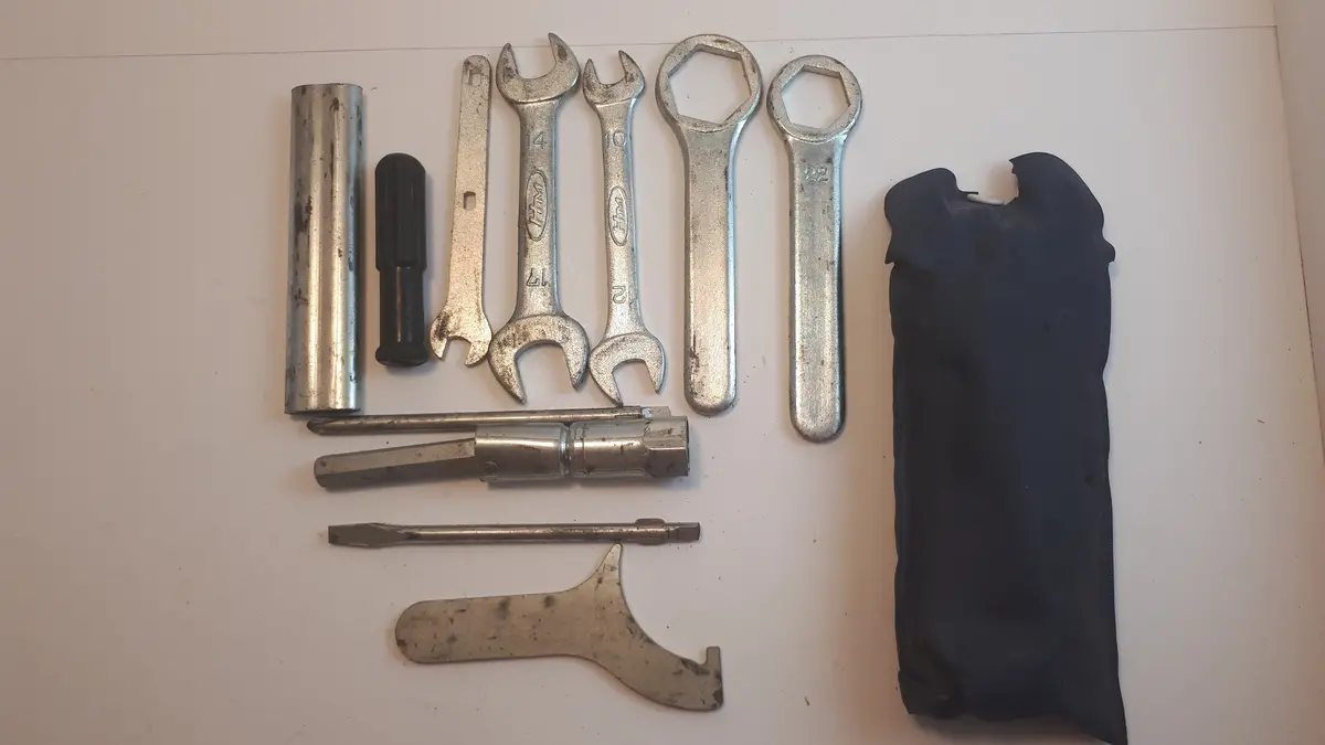 1994 Vf750c Magna Tool Kit 1