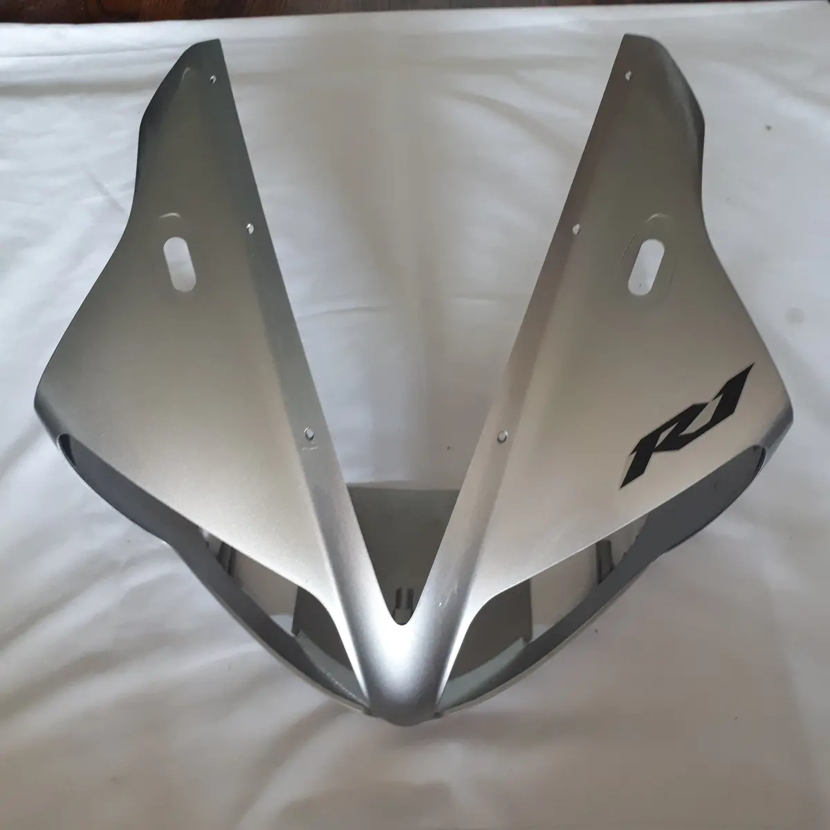 2002-2003 Yamaha Yzf R1 Upper Fairing Cowl 1