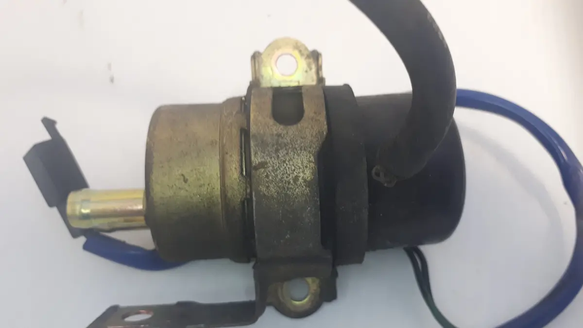 Vt1100 Fuel Pump 1
