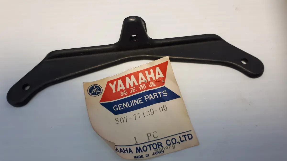 Yamaha Holder, Rod 1, Sl396 1