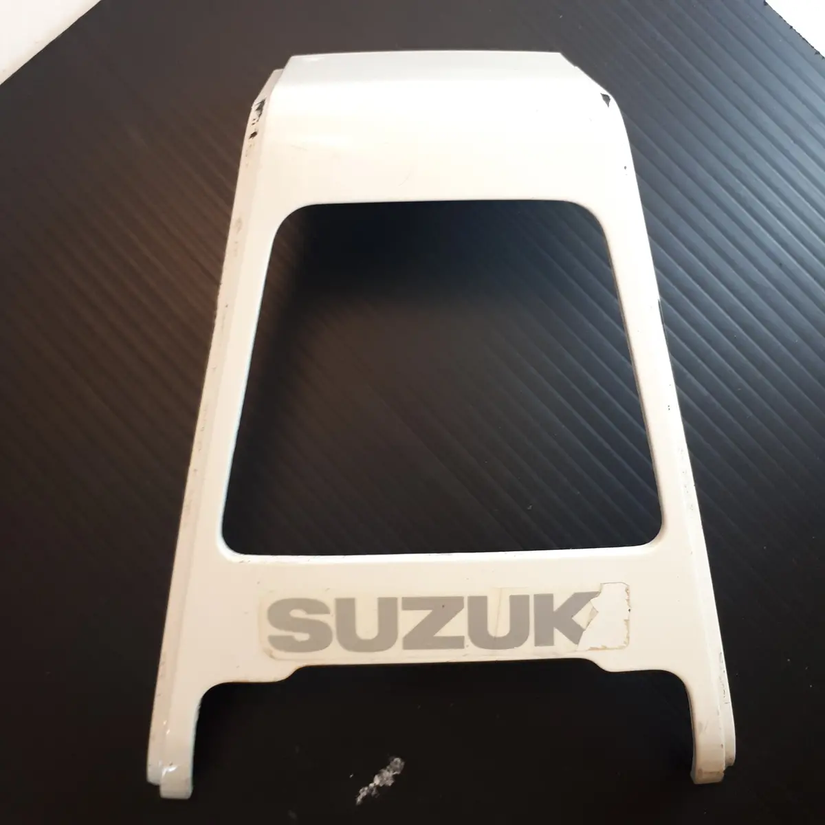 Gsx-R Tail Light Trim 1