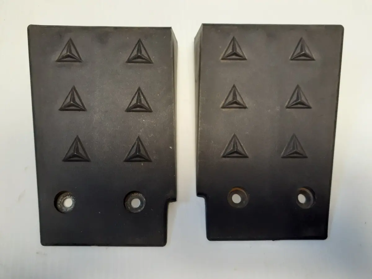 Grandtouring Passenger Footrests 1