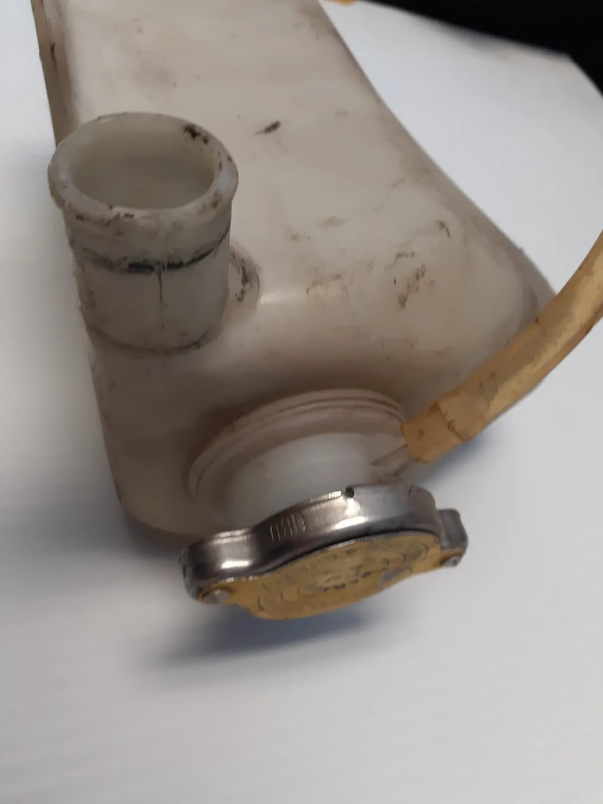 Skidoo Coolant Tank 1
