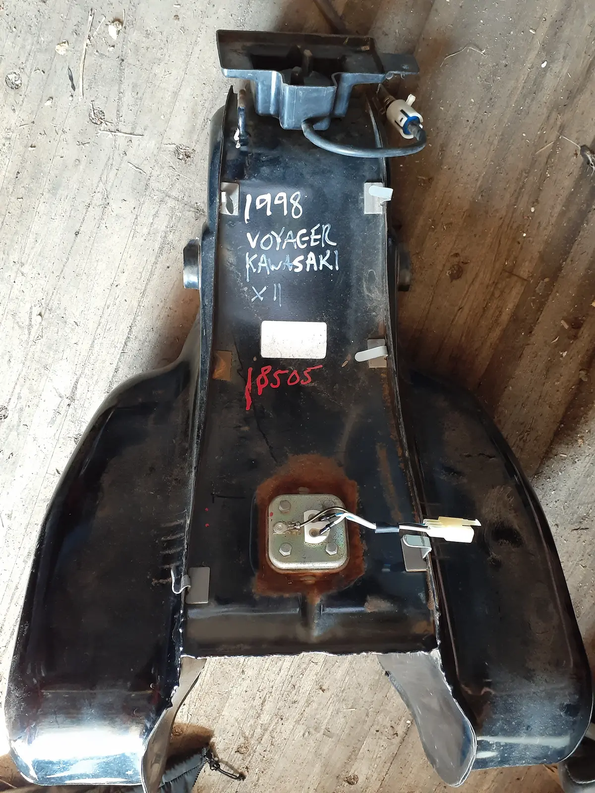 Voyager Xii Zg1200 Gas Tank 1