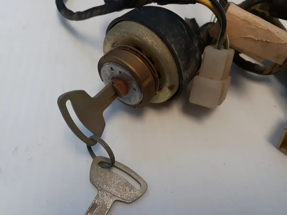 Sl292 Gp292 Ignition Switch 1
