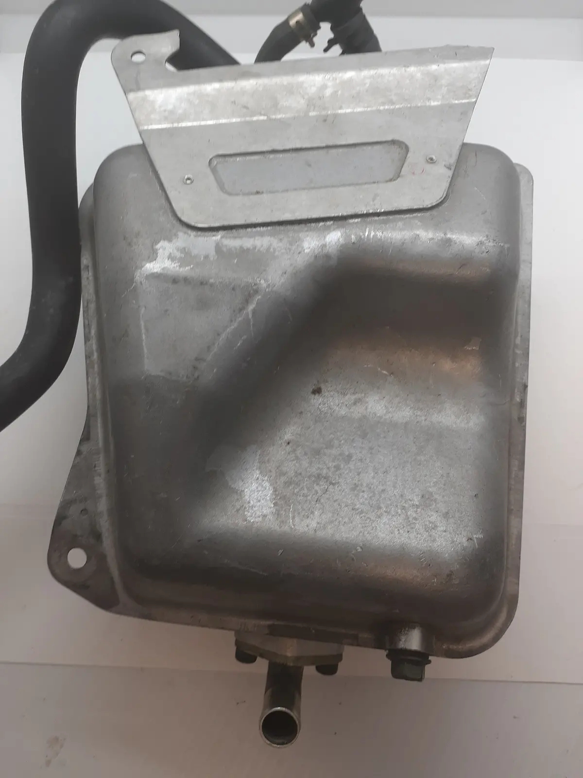 Apex Attak Rx1 Oil Tank 1