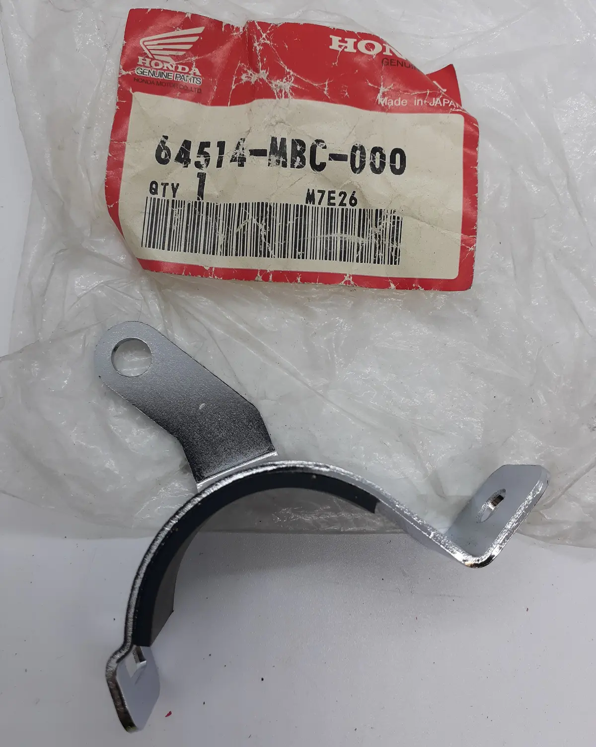 Vt1100t Windscreen Holder B 1