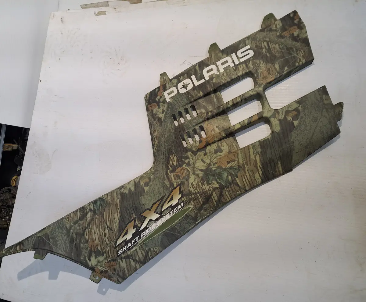 Polaris Magnum 325 Right Panel 1