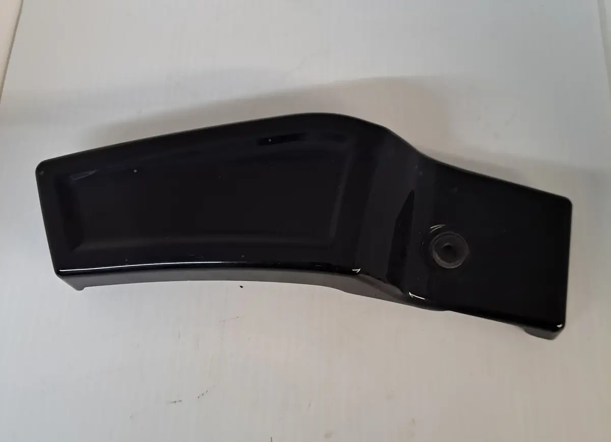 Suzuki Blvd M50 R Rear Side Cover 1