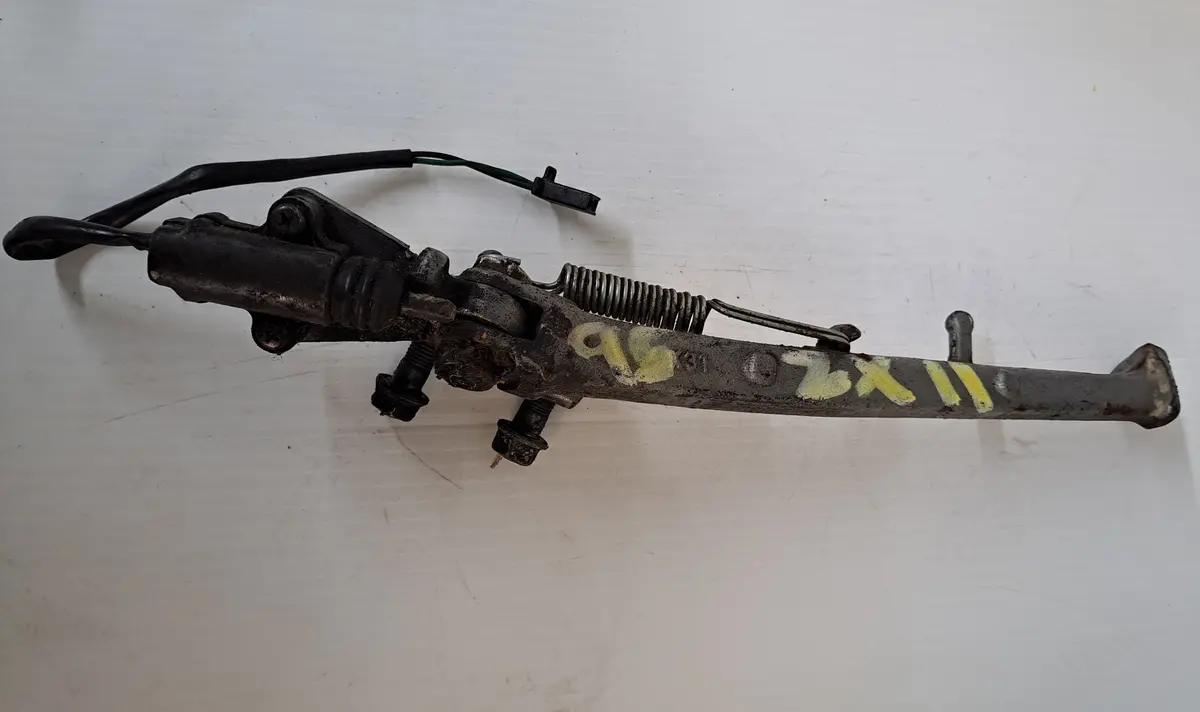 Zx-11 Side Stand 1