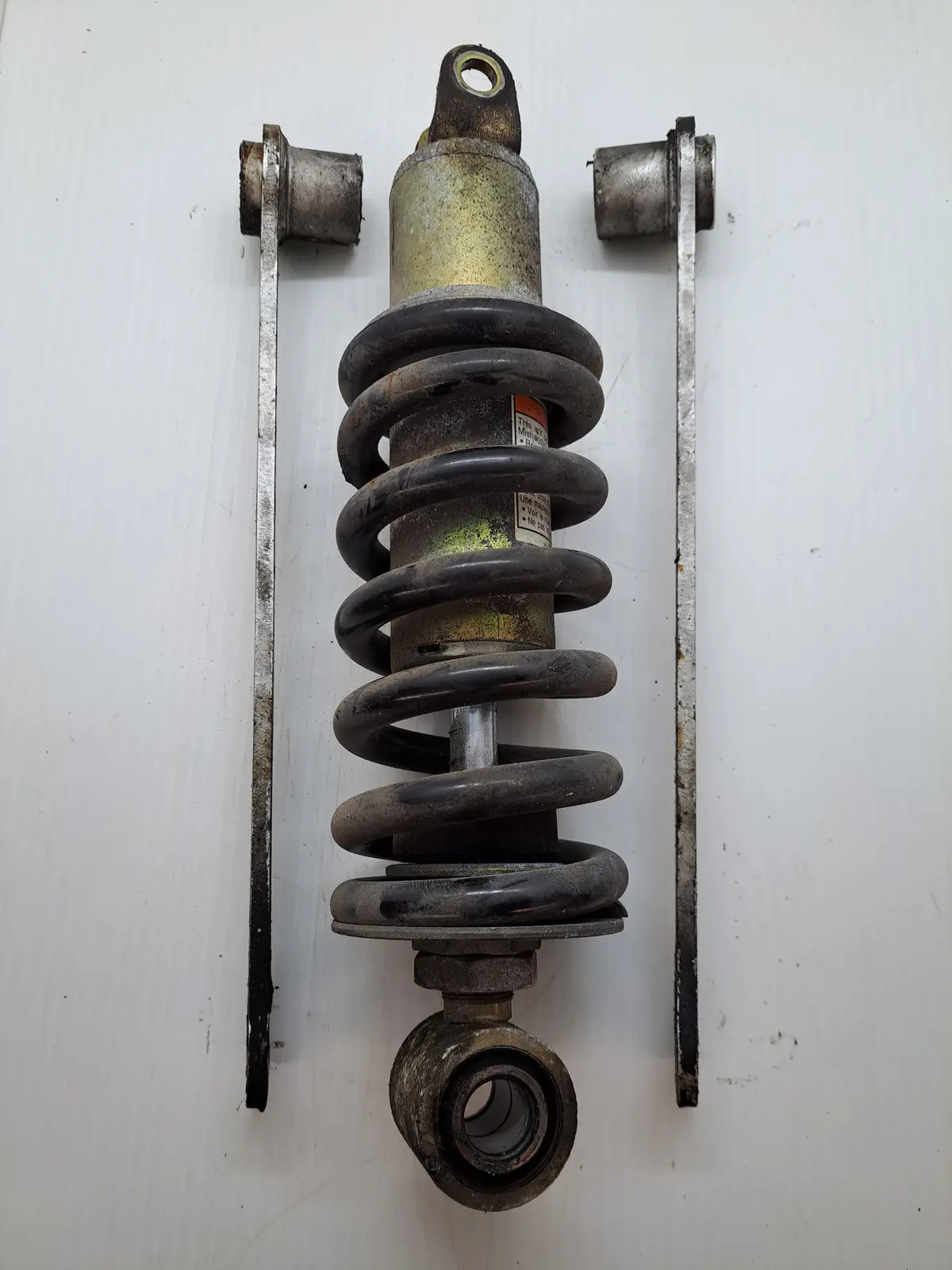 Road Star Xv1600 Rear Shock 1