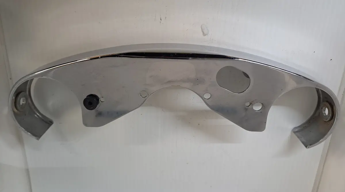 Vulcan Nomad 1500 Lower Fork Cover 1