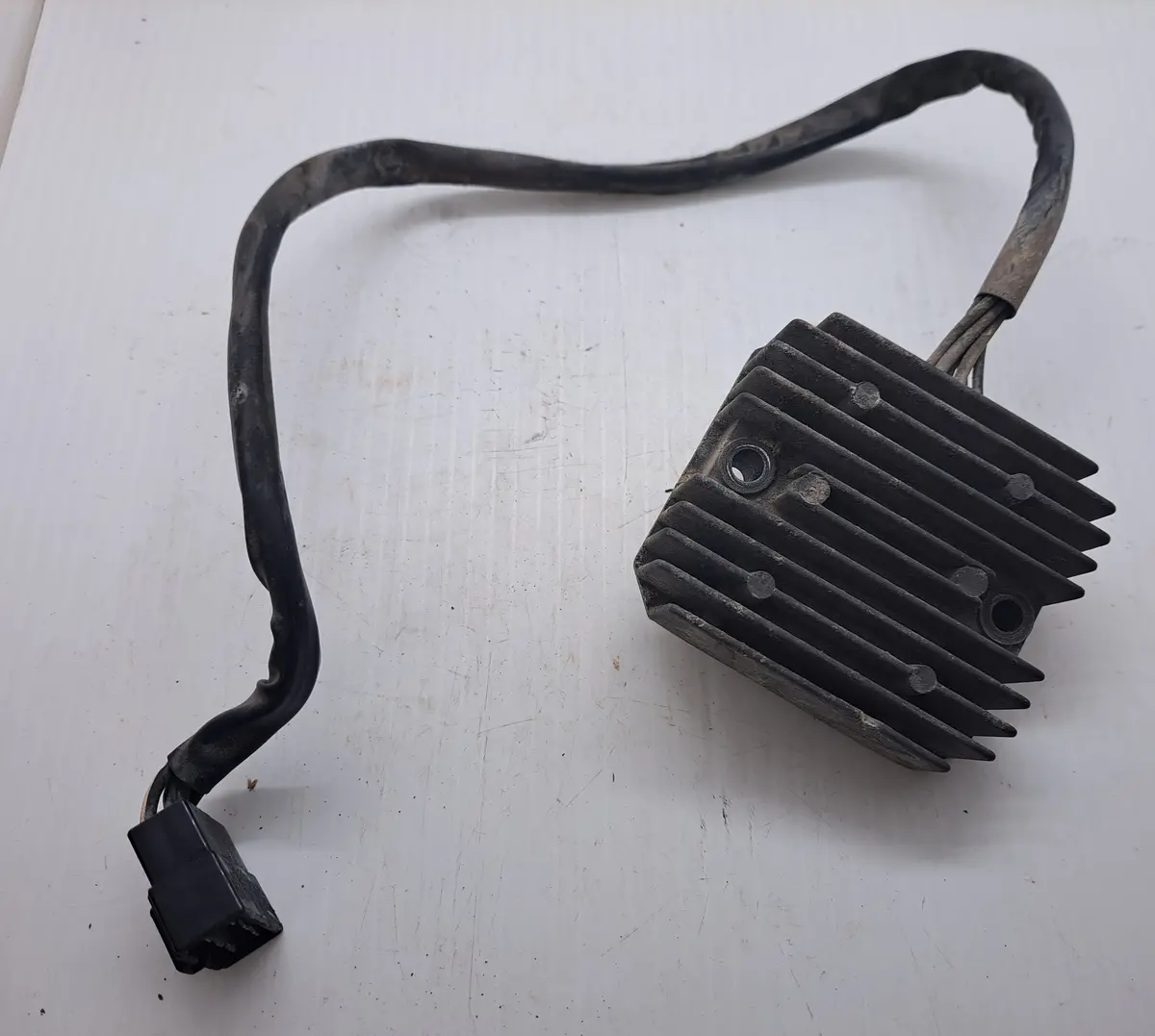 Vulcan Nomad Voltage Regulator 1