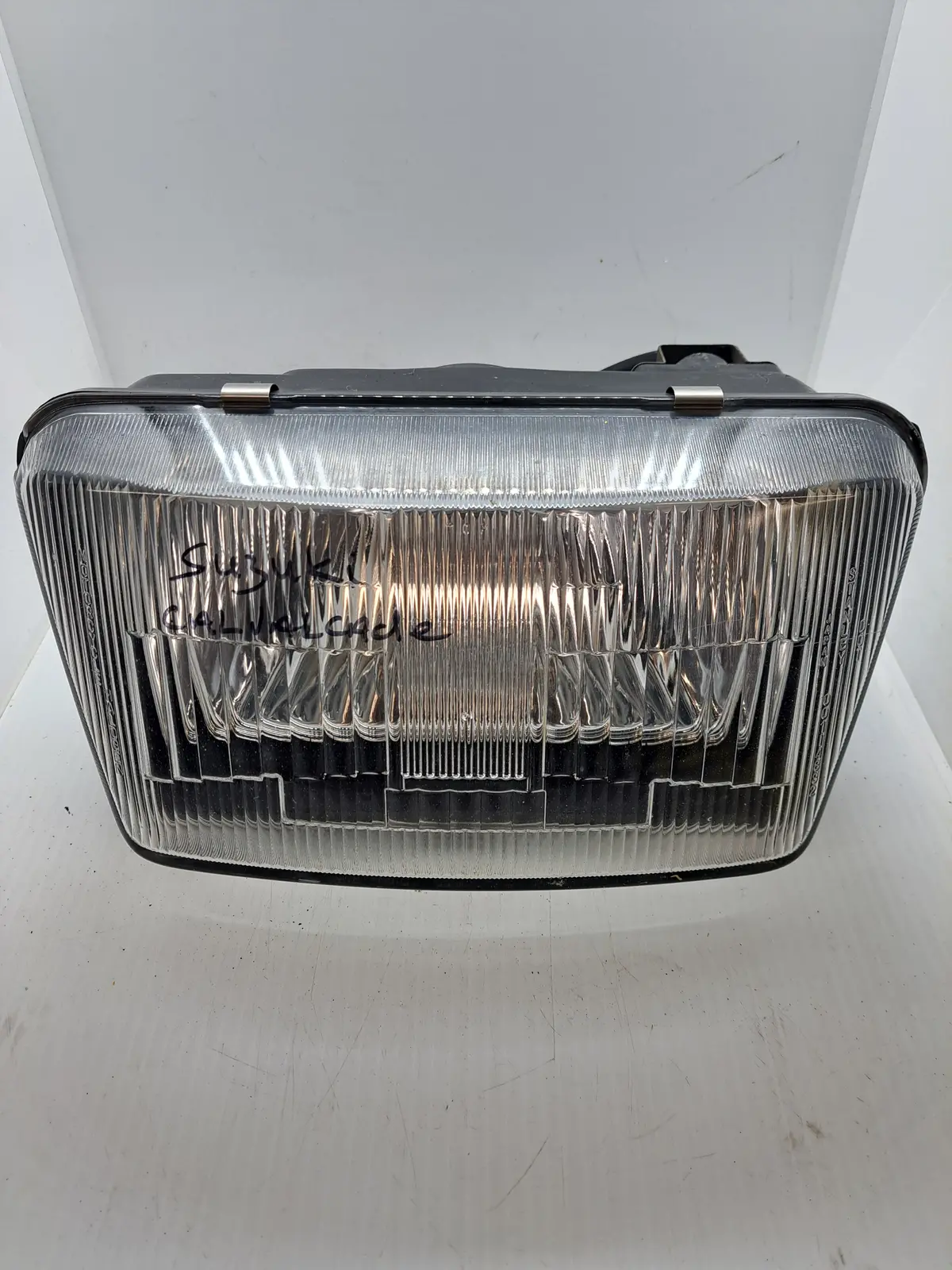 Cavalcade Headlight 1