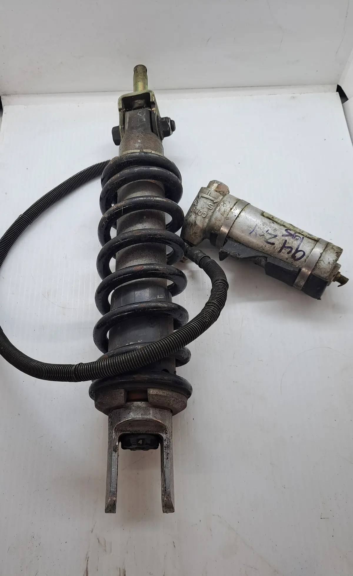 Zx-9R Rear Shock 1