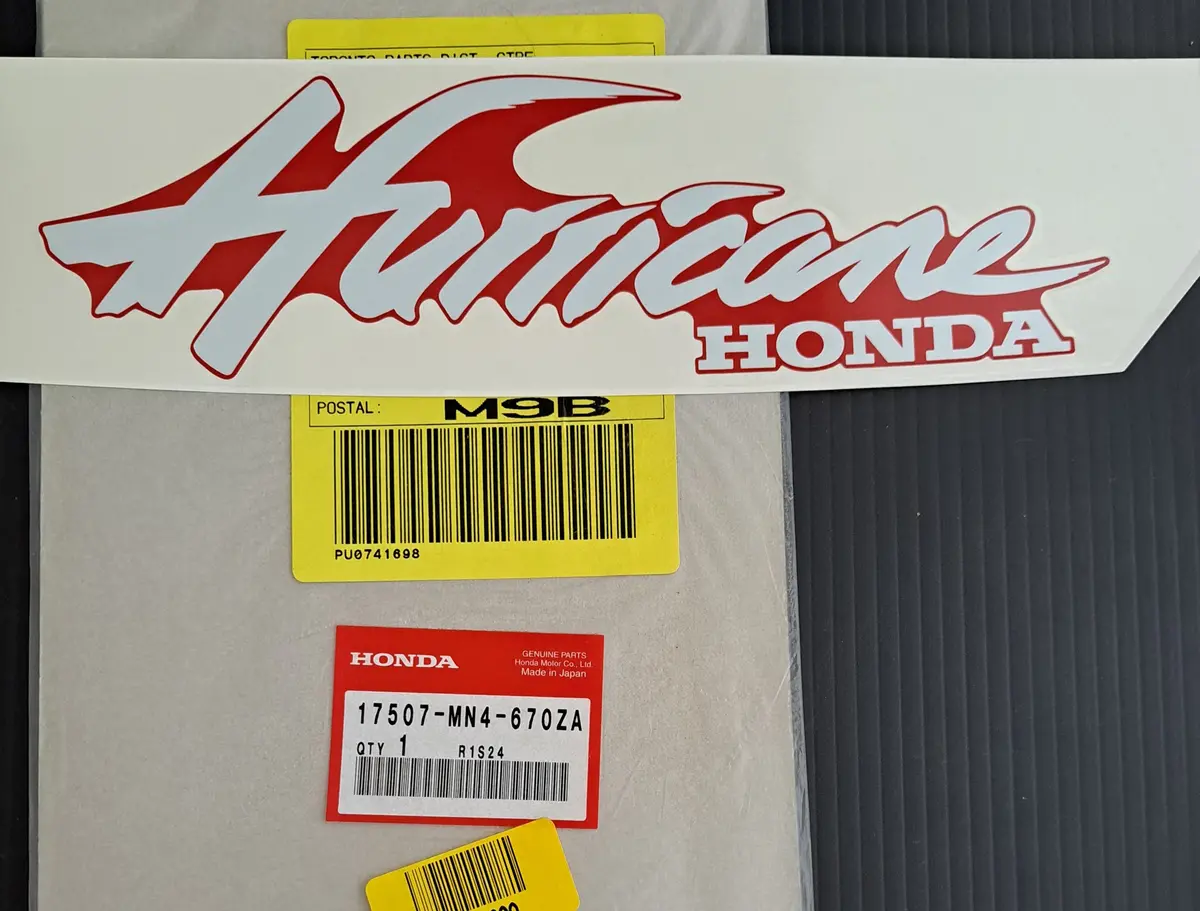 Cbr600f Hurricane Right Fuel Tank Emblem 1