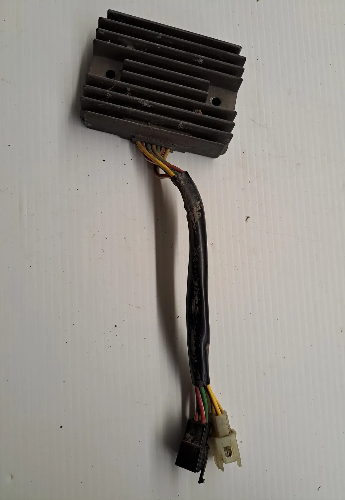 2001 Ducati Monster 600 Regulator Rectifier 1