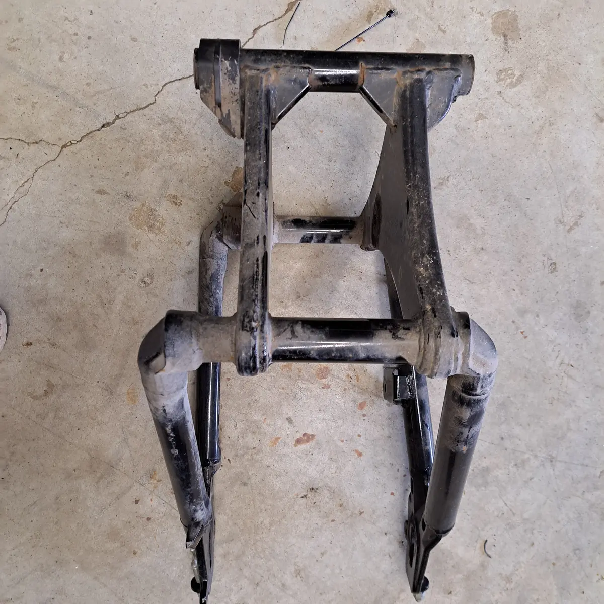 Vulcan 800 Swing Arm 1