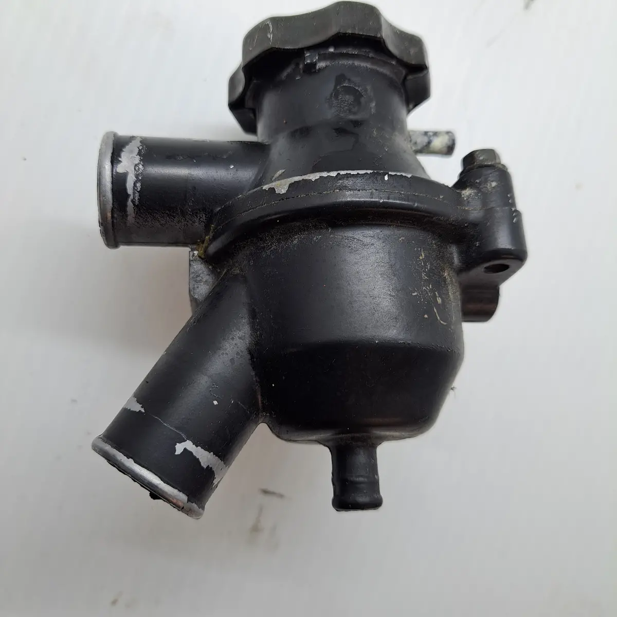 Vulcan 800 Thermostat Housing 1