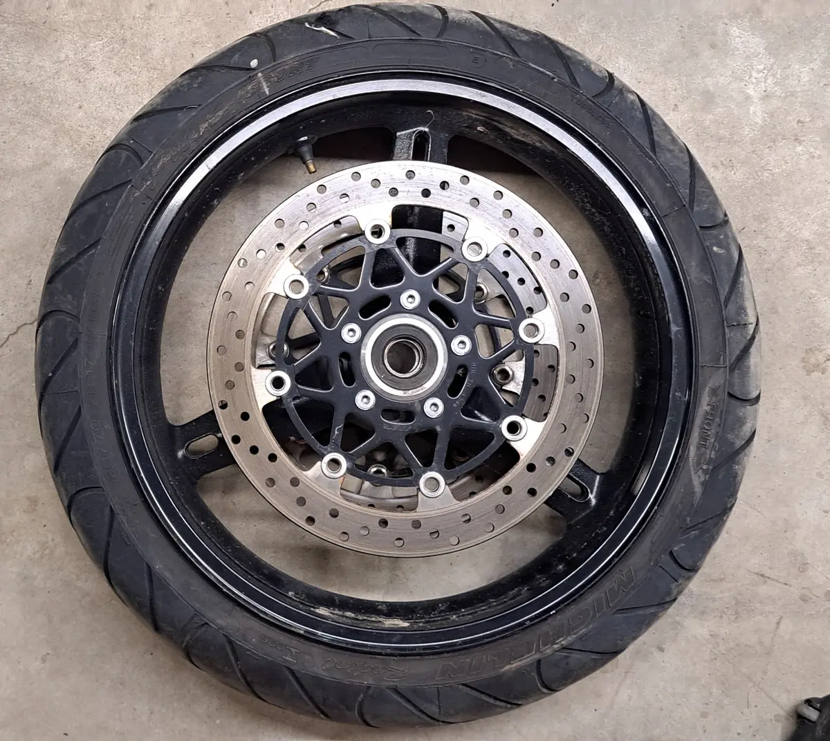 Sv1000s Front Wheel With Rotors 1