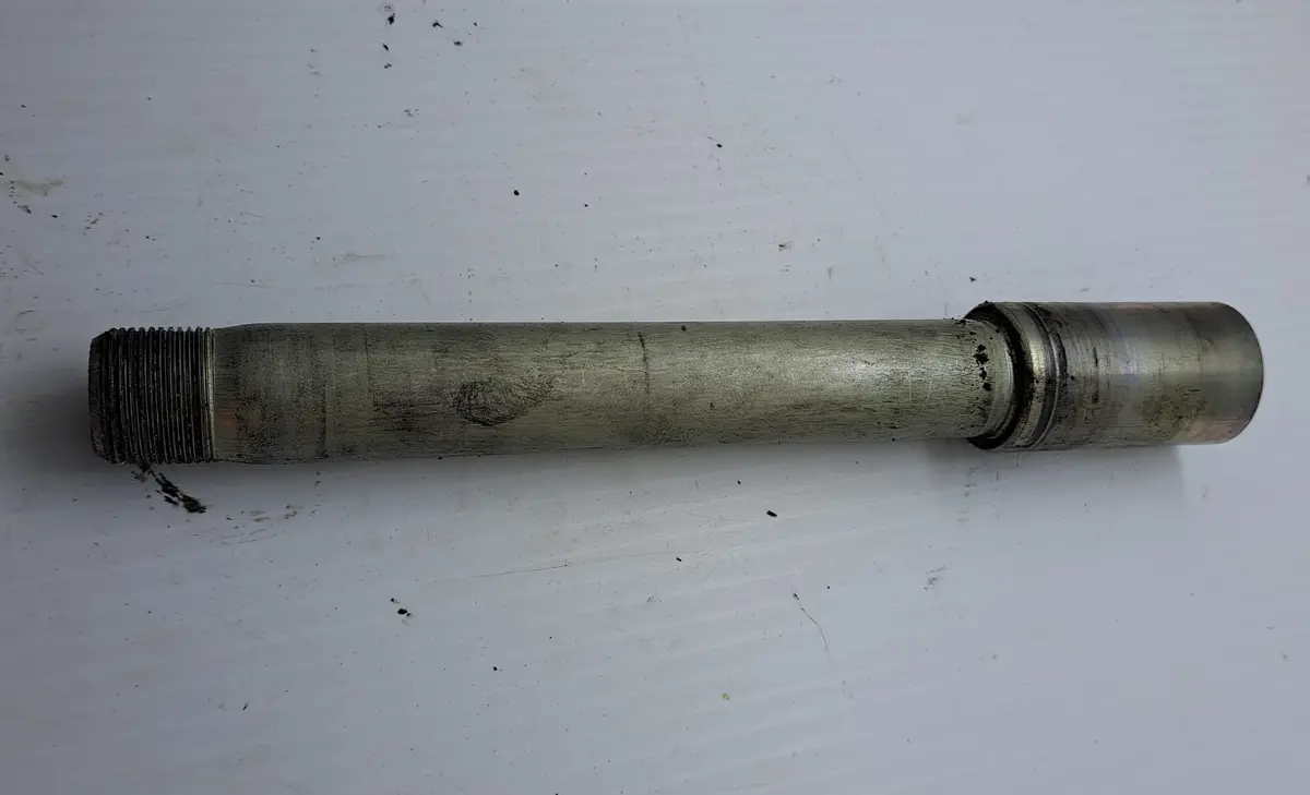 Sv1000 Gsx-R Front Axle 1