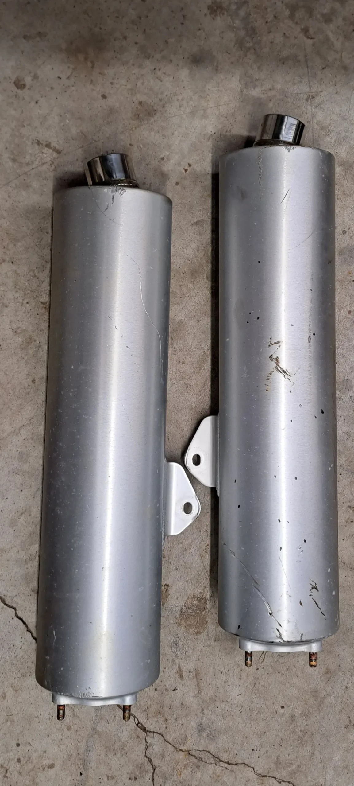 Sv1000s Mufflers 1