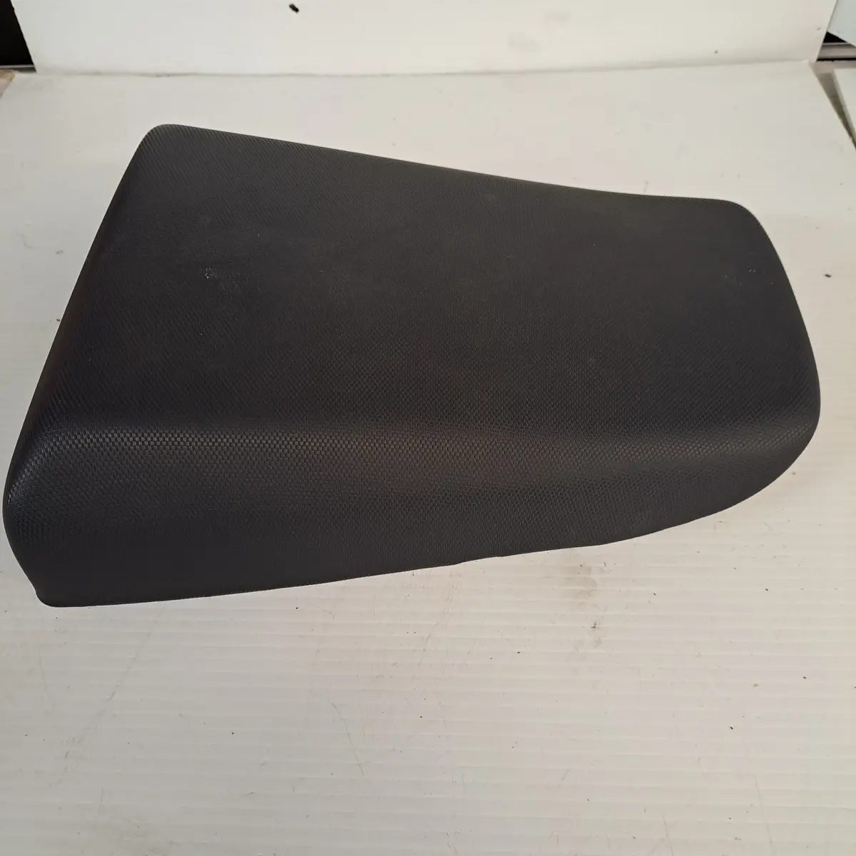 Sv1000 Rear Passenger Seat 1