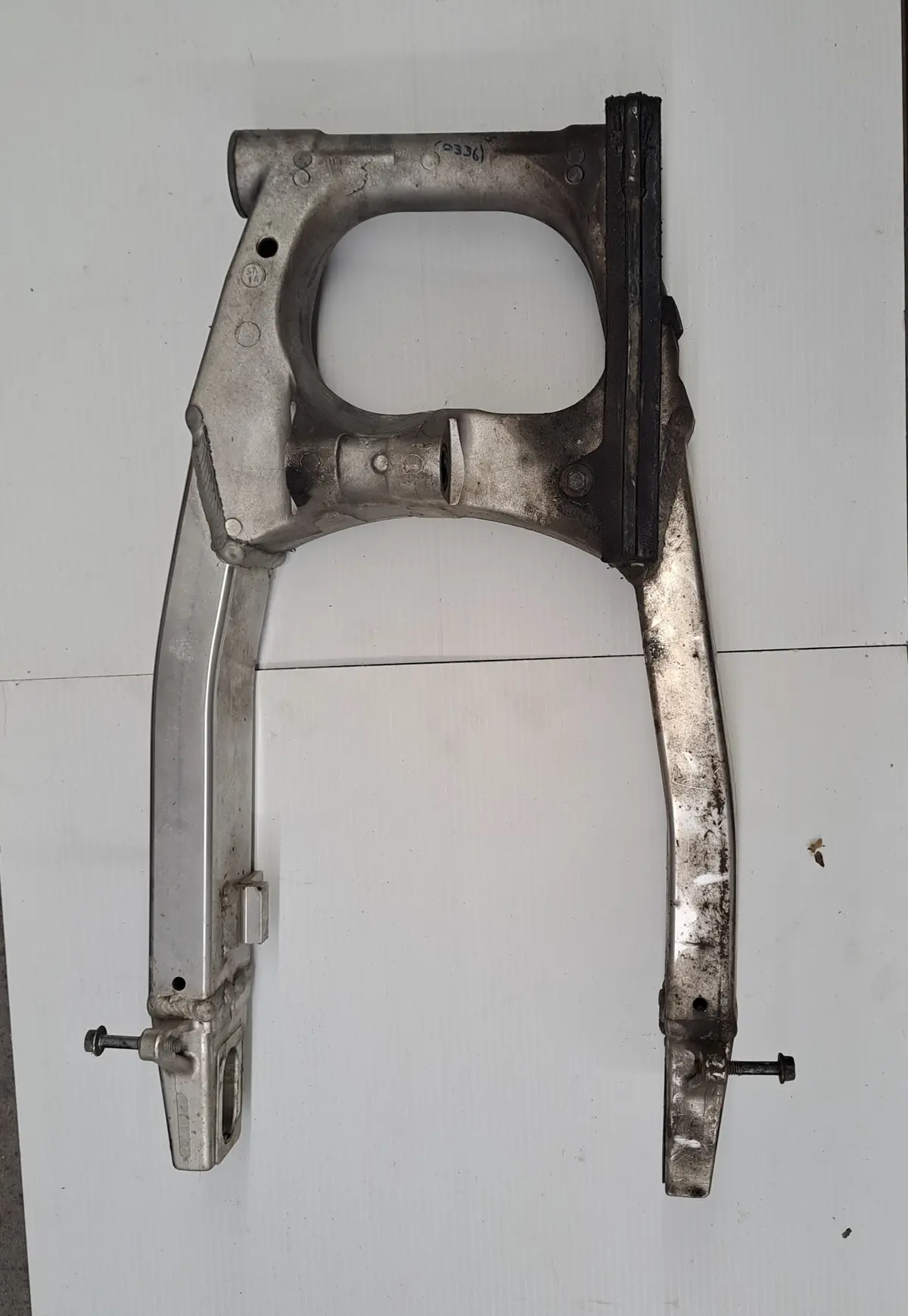 Sv1000 Swingarm 1