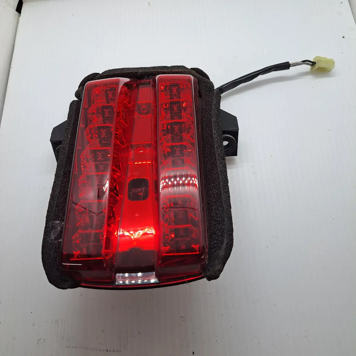 Sv1000 Tail Light 1