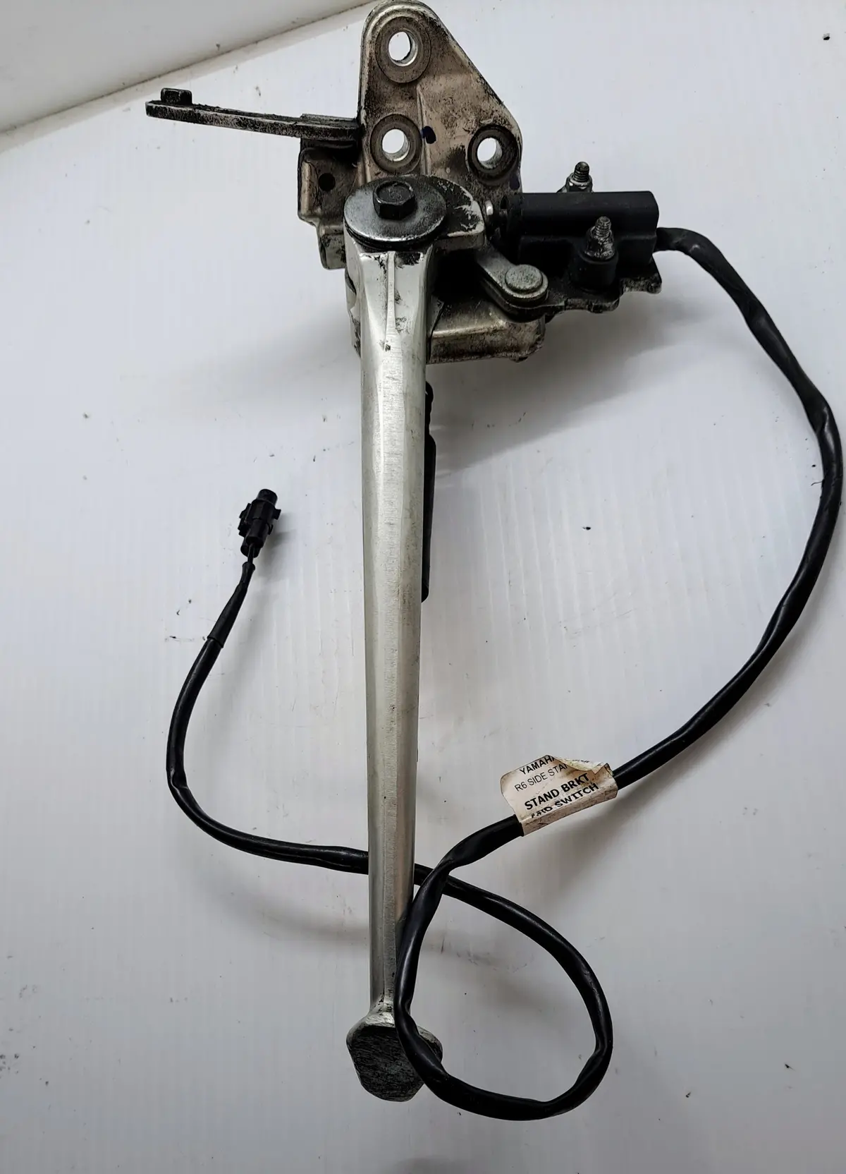 Yamaha R6 Side Stand 1