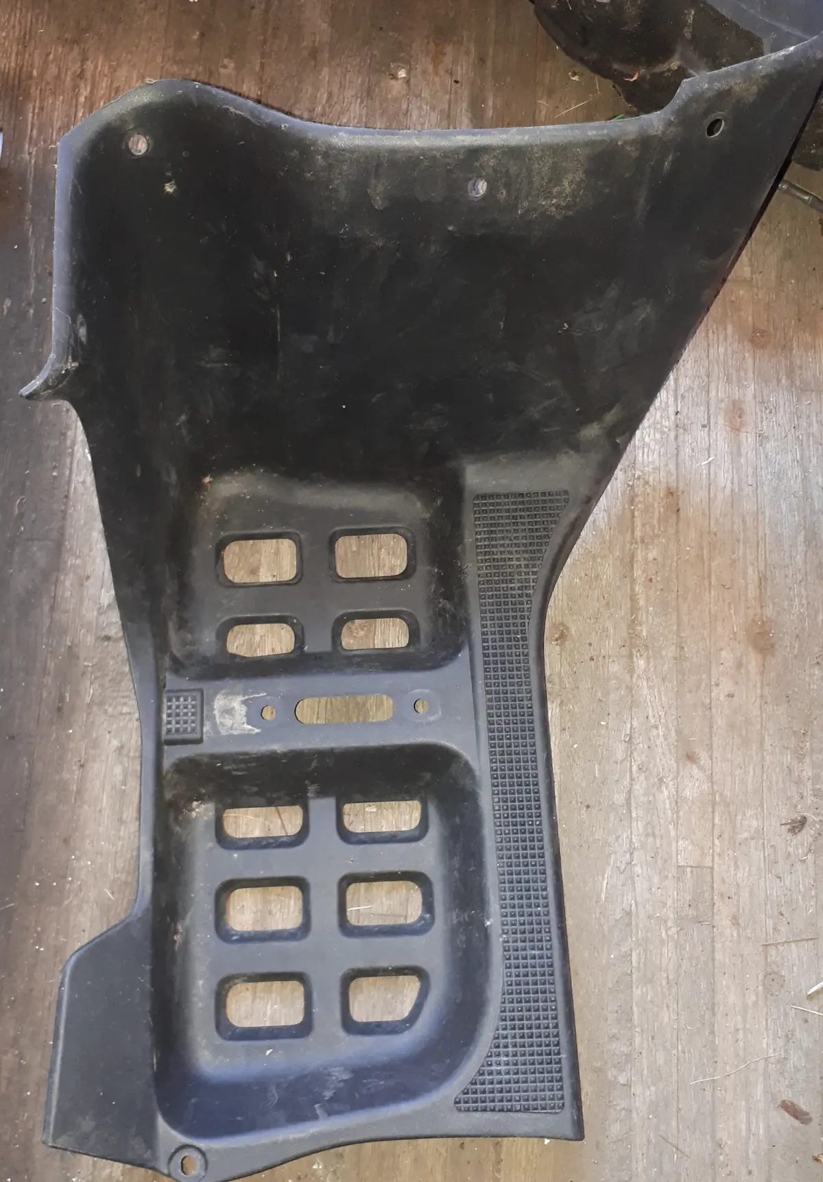 Trx350 Left Footwell 1