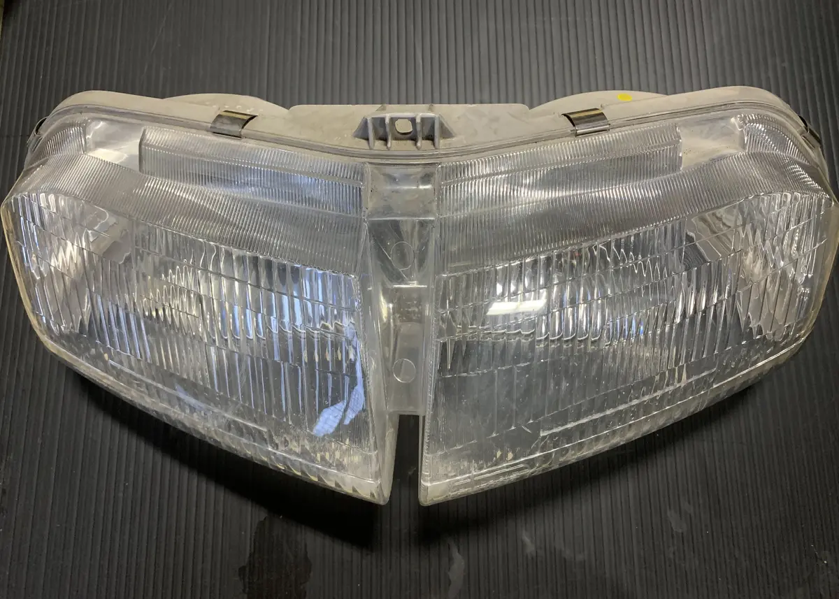 Polaris Headlight Xcr Storm Ultra 1
