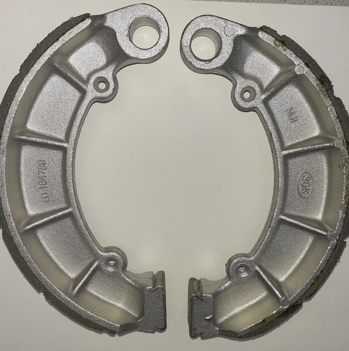 Trx 350 Rear Brake Shoes 1