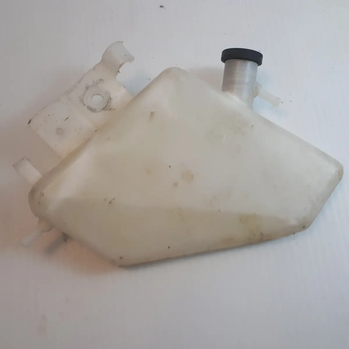 Gsx-R Coolant Tank 1