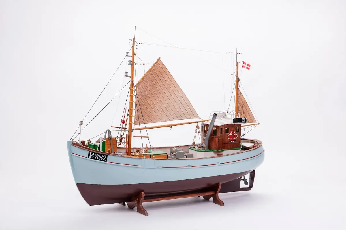 150-0472 Bil472 Mary Ann-45T Cutter (W)(1:33) 43X55x16 1