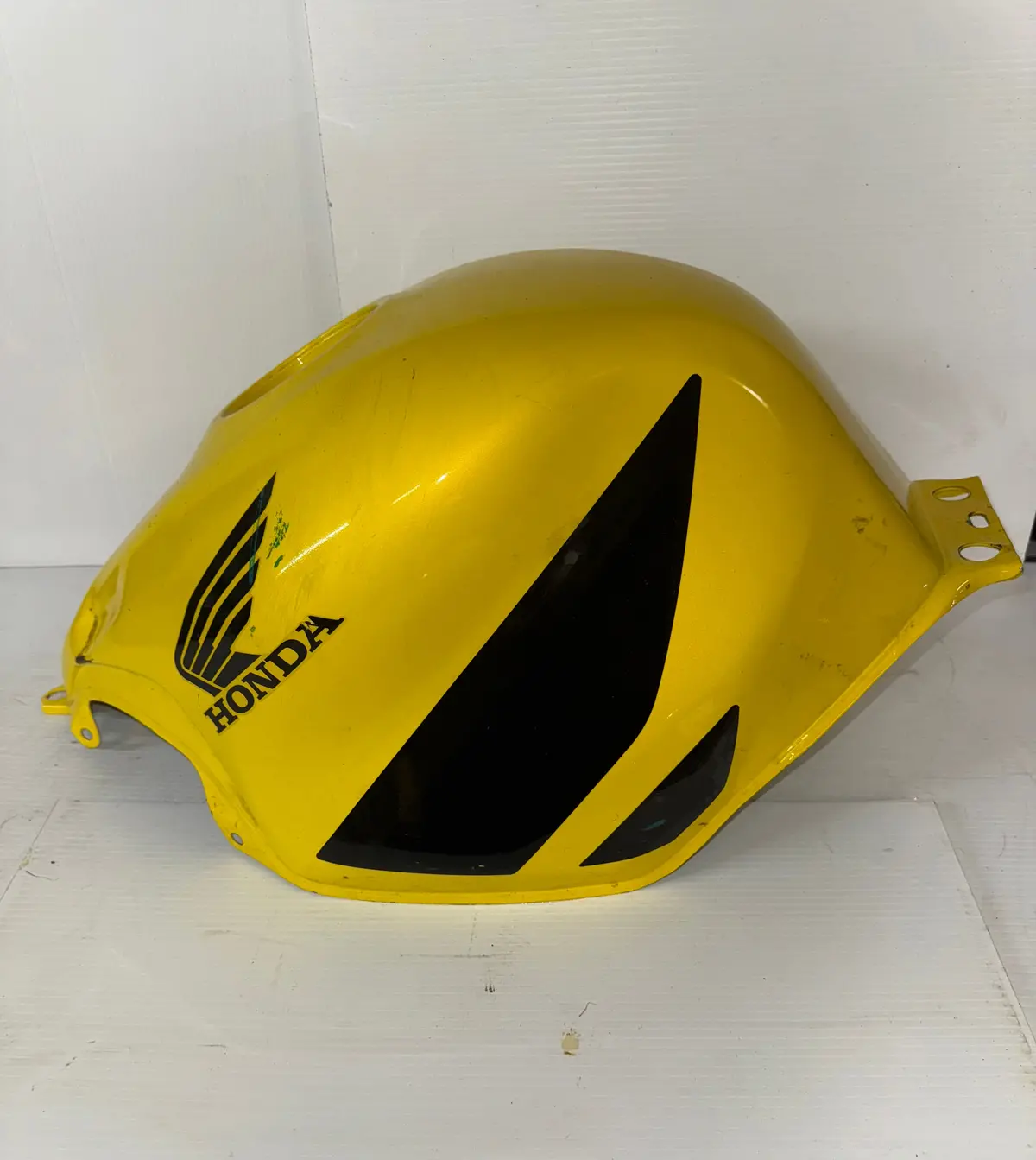 Honda Cbr600 F4i Yellow Gas Tank 1