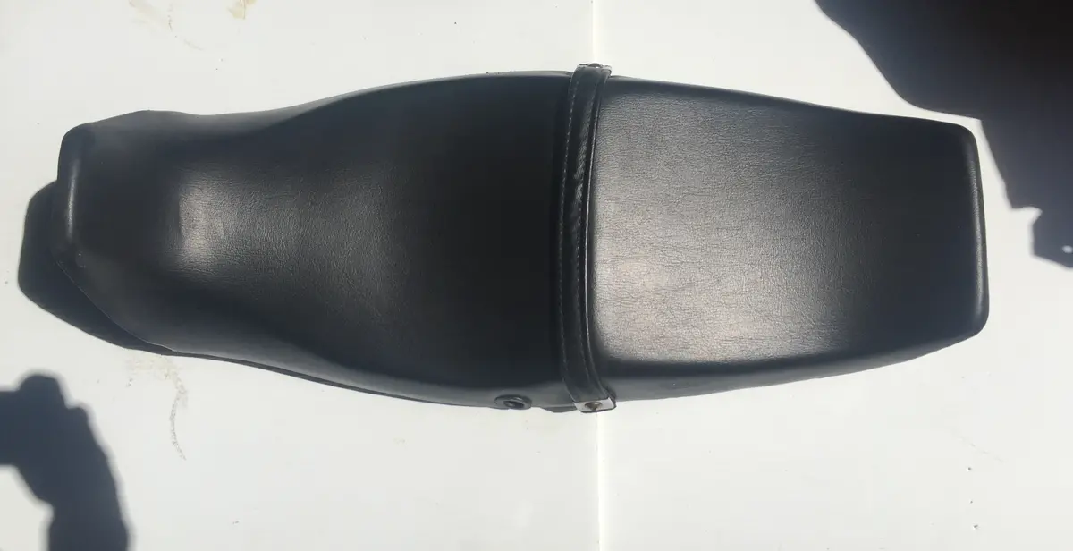 Fzr1000 750 Seat 1