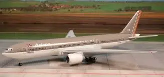 1:500 Asiana Airlines Boeing 777-200 1