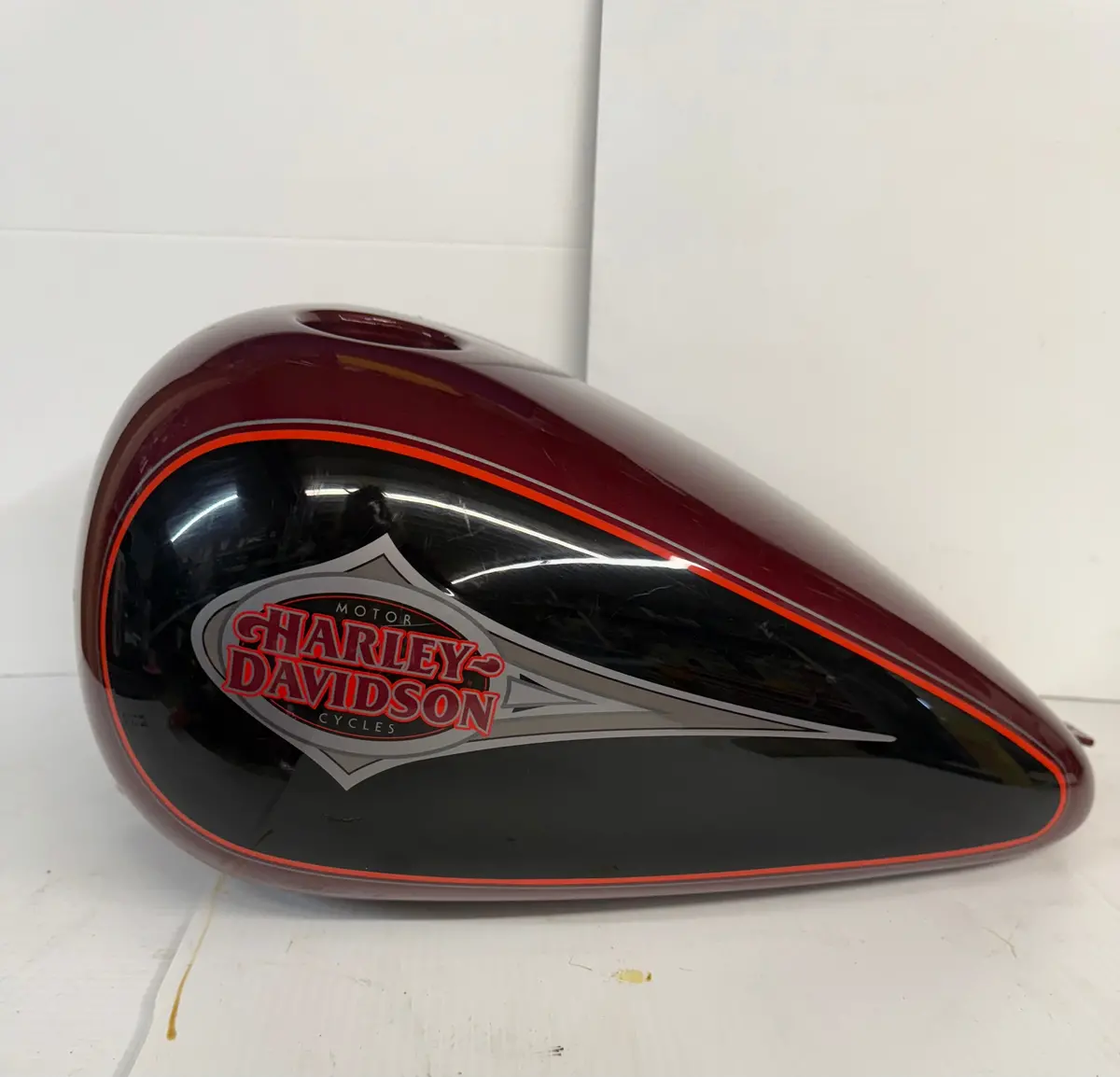 Harley Heritage Softail Classic Flstci Gas Tank 1